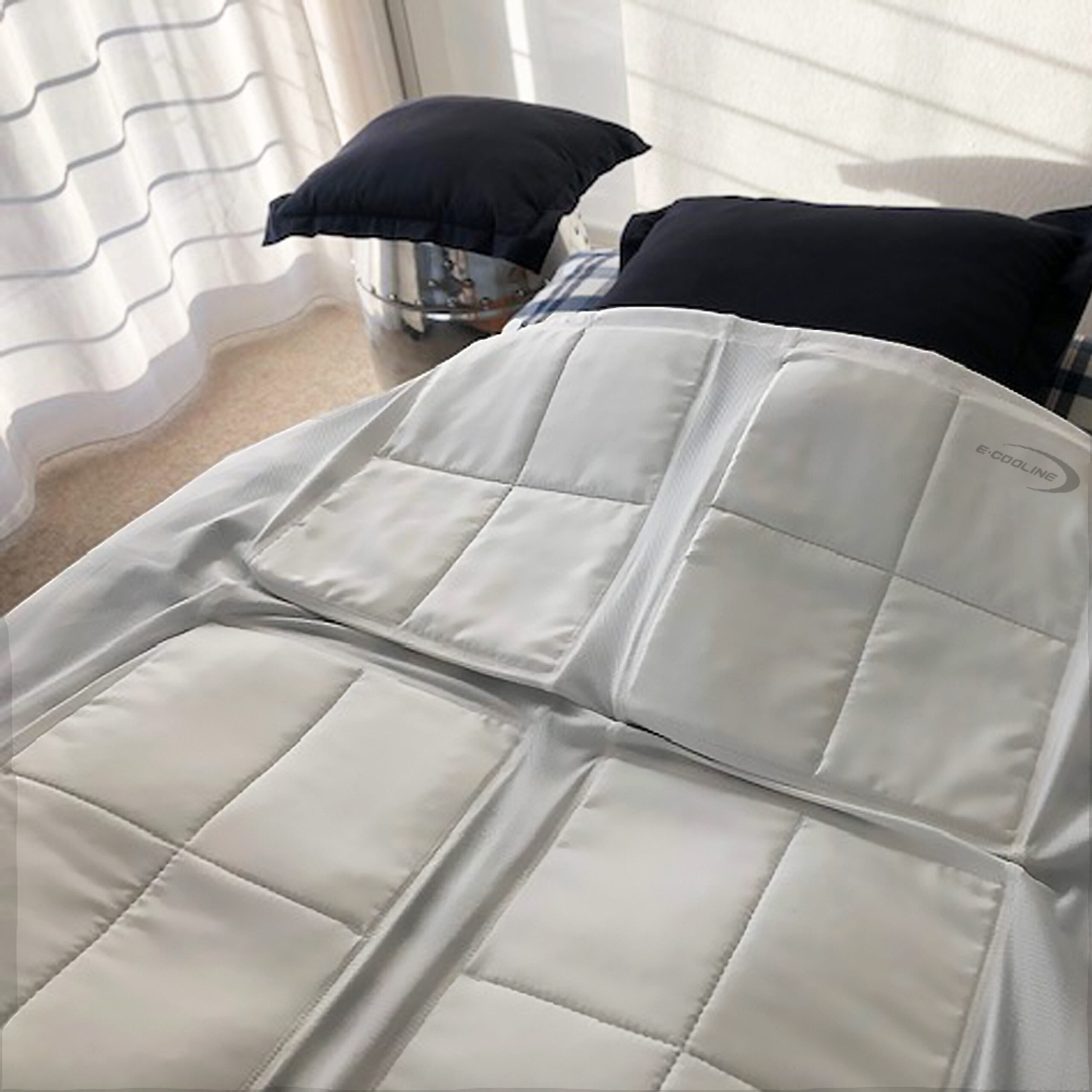 E.COOLINE Kühlende Bettdecke - Klimaanlage Anziehen zum E.COOLINE 