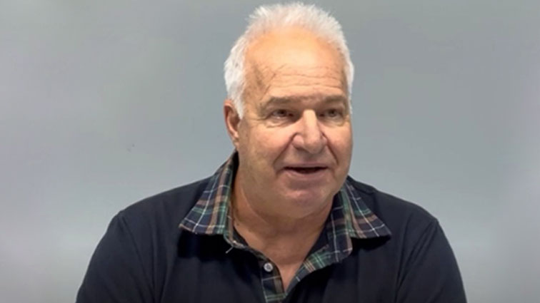 Bauprofi Adi Koch berichtet über seine Erfahrungen mit Ecooline-Kühlkleidung